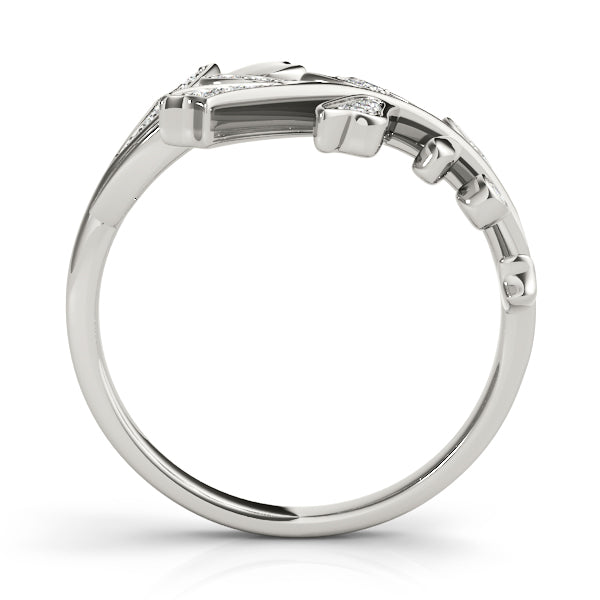 14k white gold leaf-shaped diamond ring, symbolizing nature and growth.