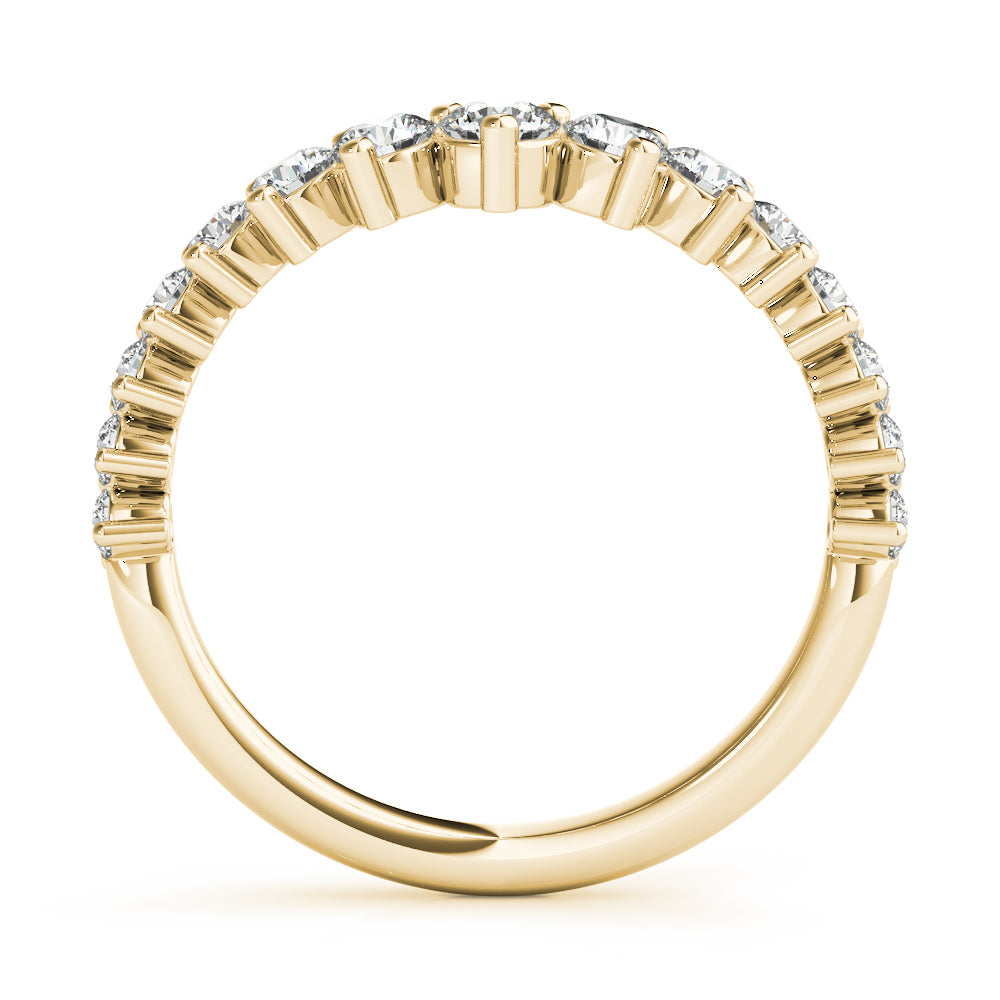 14k gold chevron diamond ring symbolizing growth and natural elegance.