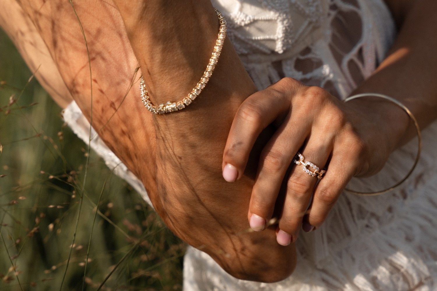 14k gold interlocking diamond eternity ring featuring lab-grown diamonds.