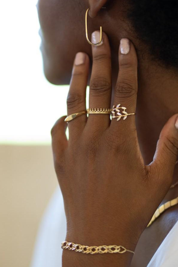 14k Gold Minimalist Eternity Band with a Smooth, Continuous Design Symbolizing Everlasting Love.